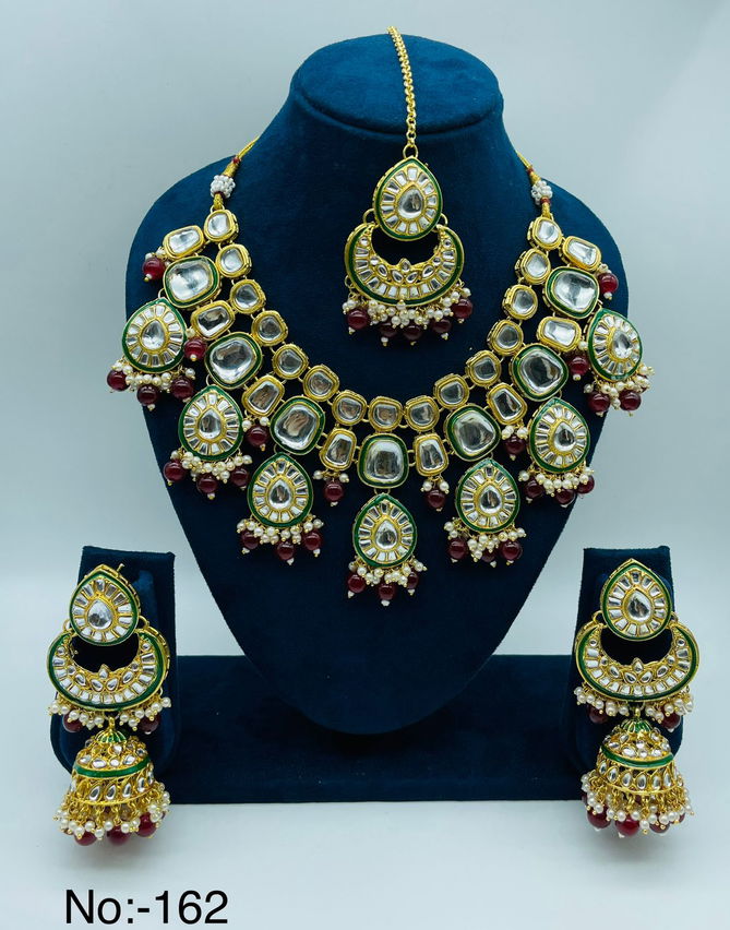 Gold Antique Kundan Choker Bridal Jewellery Catalog
